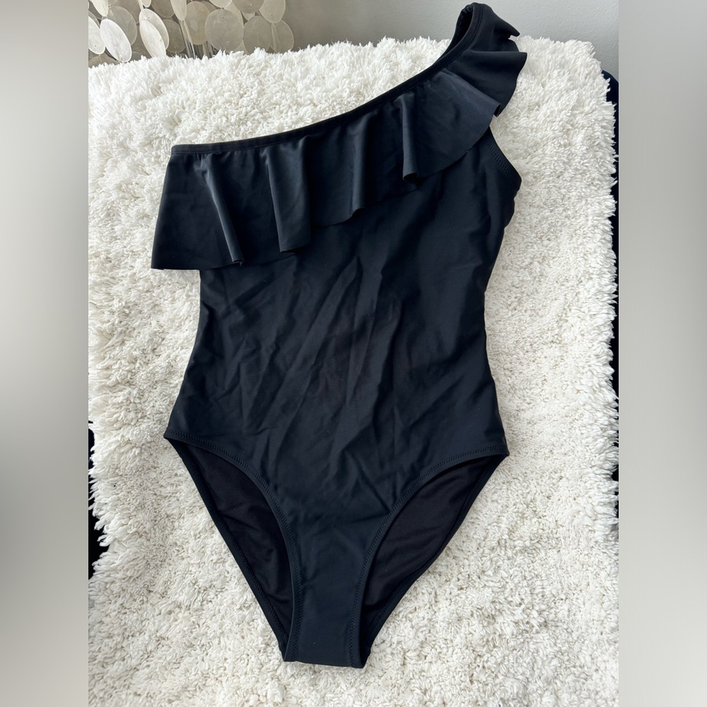 Old Navy one shoulder swimsuit
